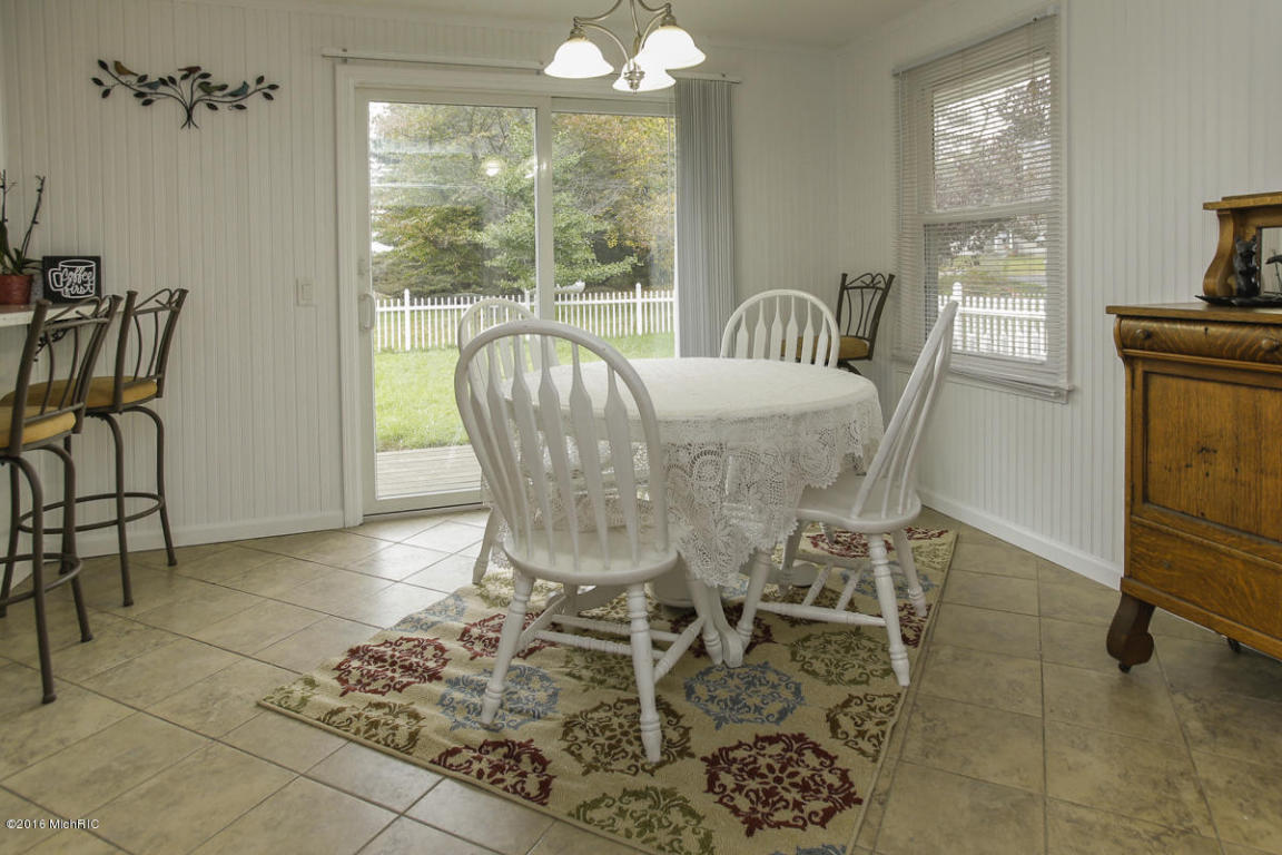 918 Marsh Rd, Plainwell, MI 49080 photo 10