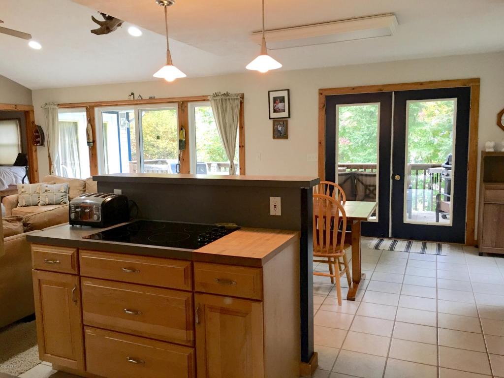 4241 W Pine Bluff Dr, Grant, MI 49327 photo 15