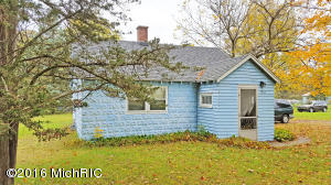 1363 E Wilcox Ave, White Cloud, MI 49349 photo 12