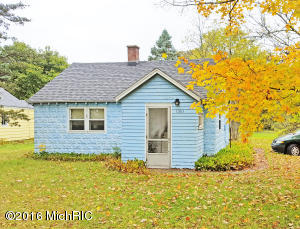 1363 E Wilcox Ave, White Cloud, MI 49349 photo 10