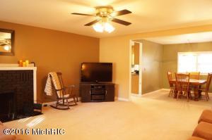 7169 E 72nd St, Newaygo, MI 49337 photo 8