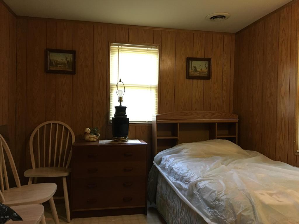 913 Maas Ln, Pullman, MI 49450 photo 9