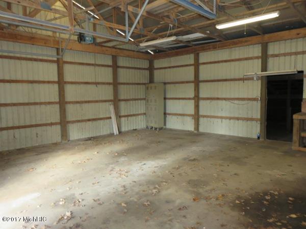 1248 Robinson Rd, Quincy, MI 49082 photo 15