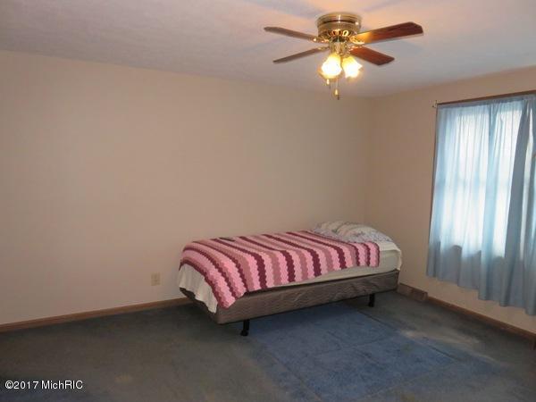 1248 Robinson Rd, Quincy, MI 49082 photo 7