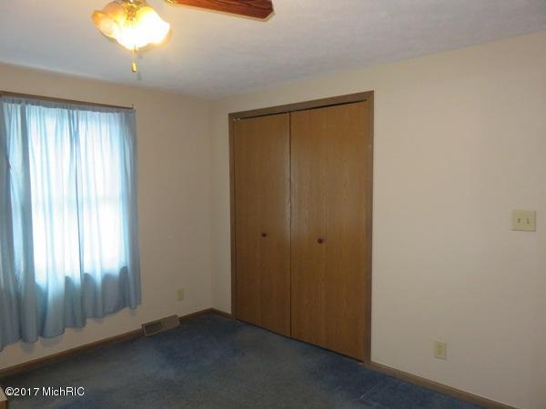 1248 Robinson Rd, Quincy, MI 49082 photo 8