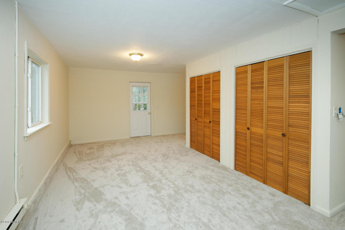 628 Spring St, Three Rivers, MI 49093 photo 9