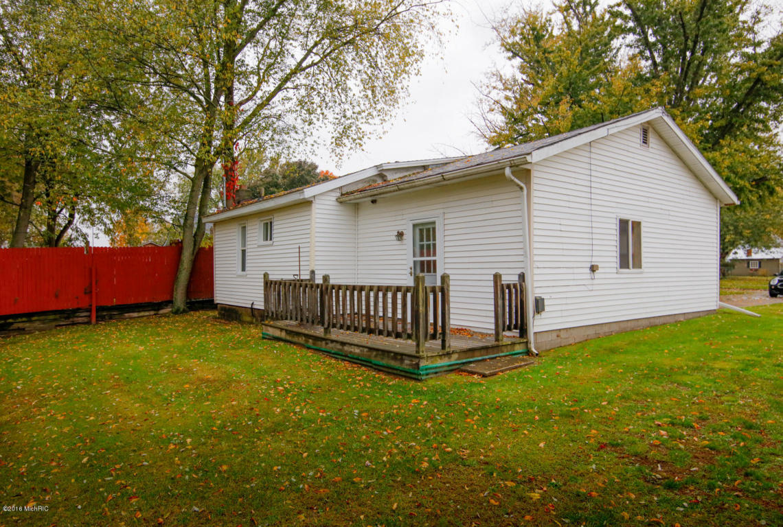 628 Spring St, Three Rivers, MI 49093 photo 15