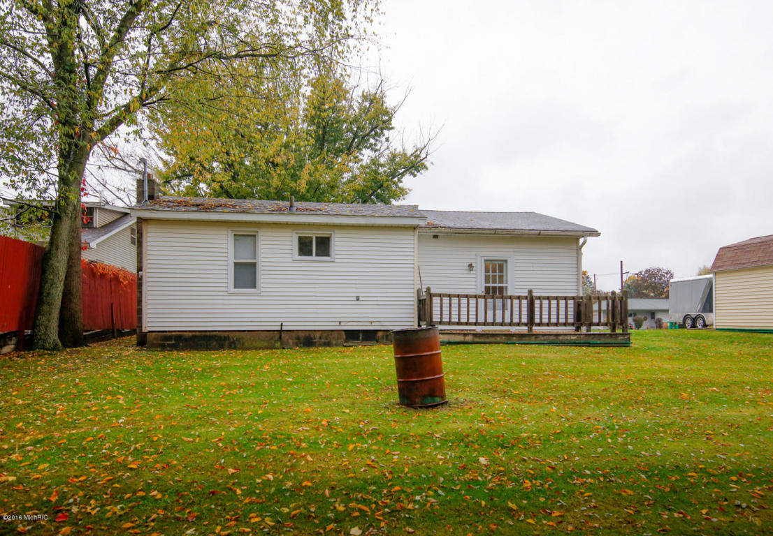 628 Spring St, Three Rivers, MI 49093 photo 14