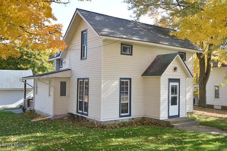 312 N Webster, Augusta, MI 49012 photo 5