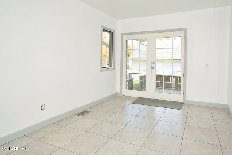 312 N Webster, Augusta, MI 49012 photo 17