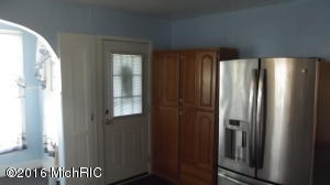 126 E Grant, Bronson, MI 49028 photo 4