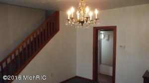 126 E Grant, Bronson, MI 49028 photo 2