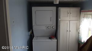 126 E Grant, Bronson, MI 49028 photo 6
