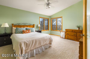 4555 14th St, Dorr, MI 49323 photo 18