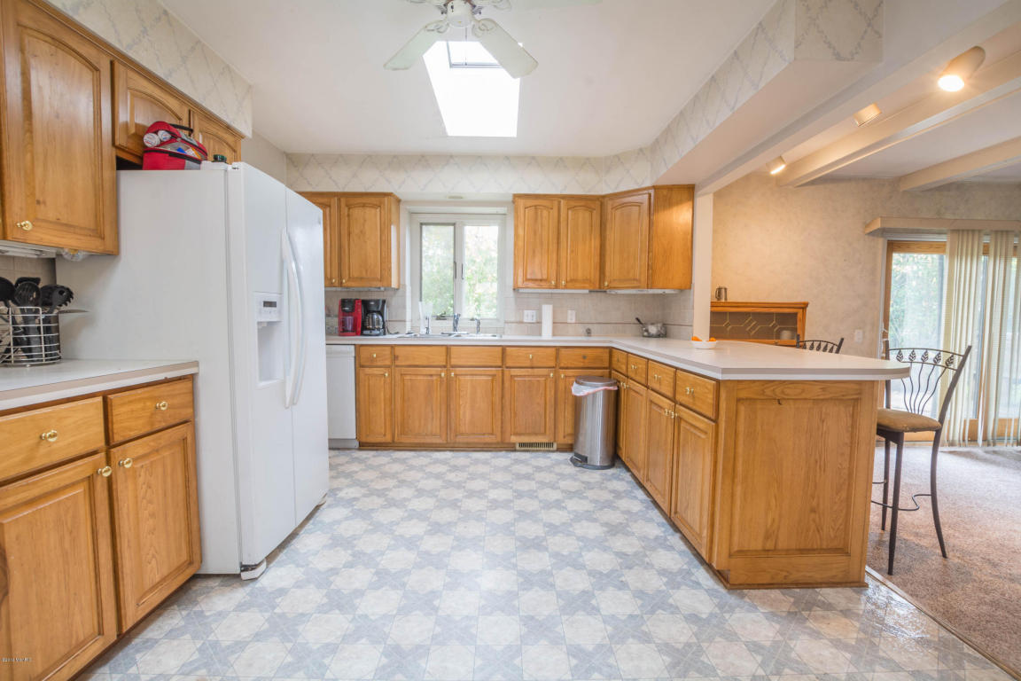 2455 Mccabe Ave NE, Ada, MI 49301 photo 10