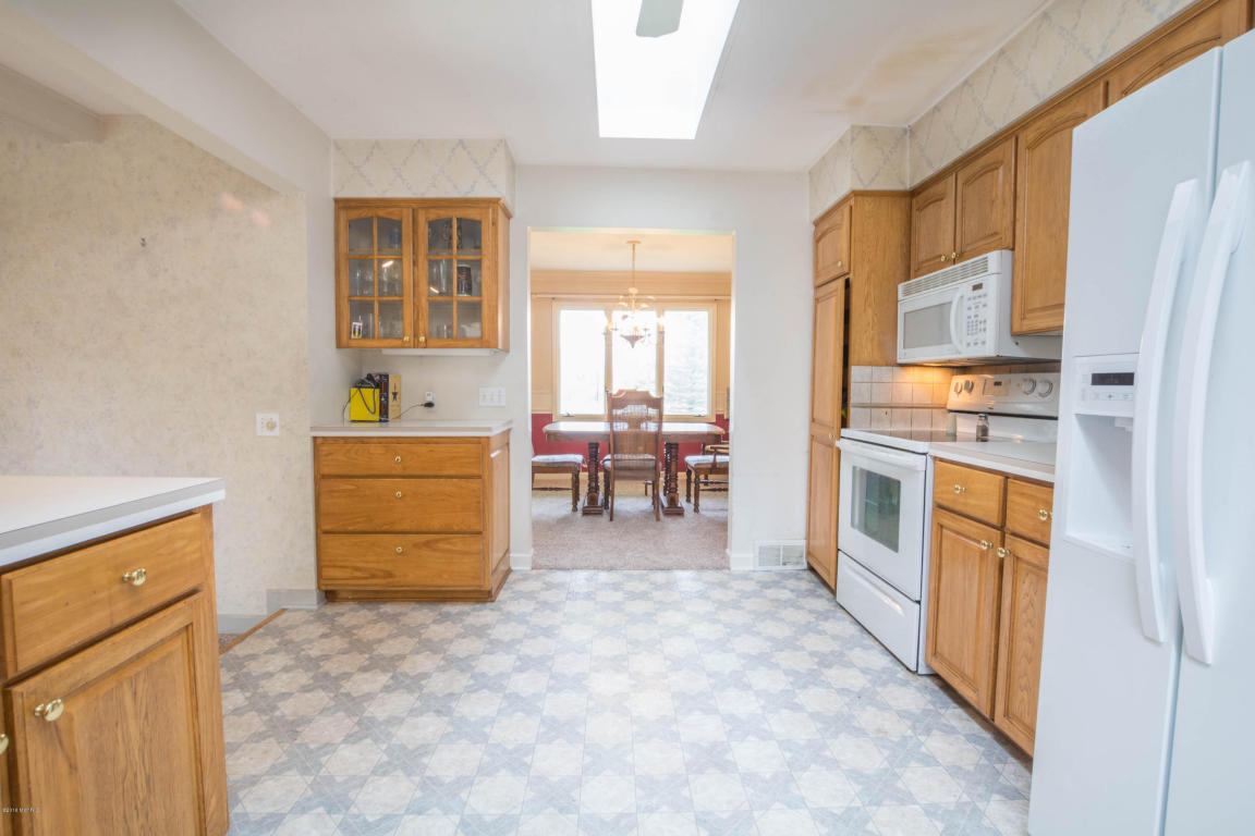 2455 Mccabe Ave NE, Ada, MI 49301 photo 13