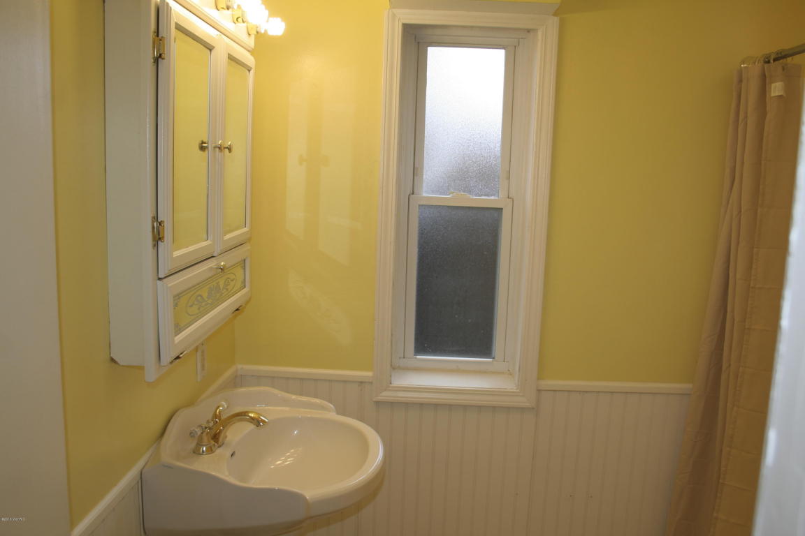 6209 E Becht Rd, Coloma, MI 49038 photo 7