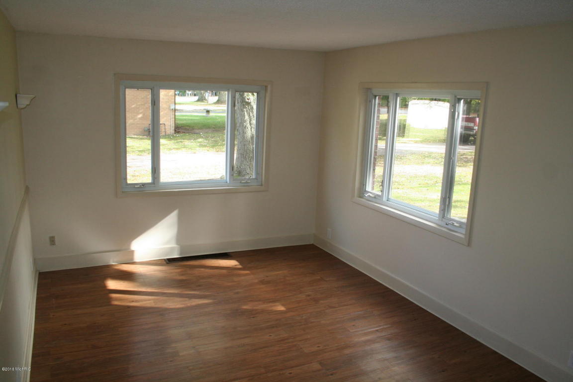 6209 E Becht Rd, Coloma, MI 49038 photo 12