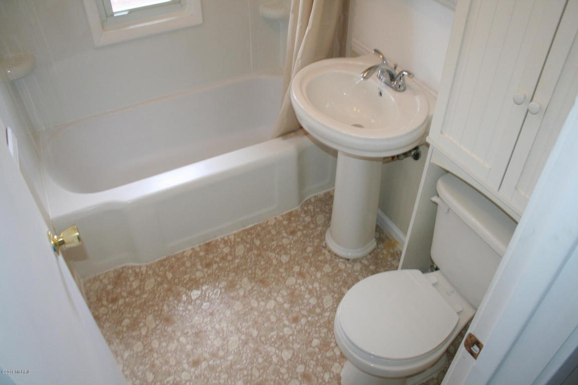 6209 E Becht Rd, Coloma, MI 49038 photo 29