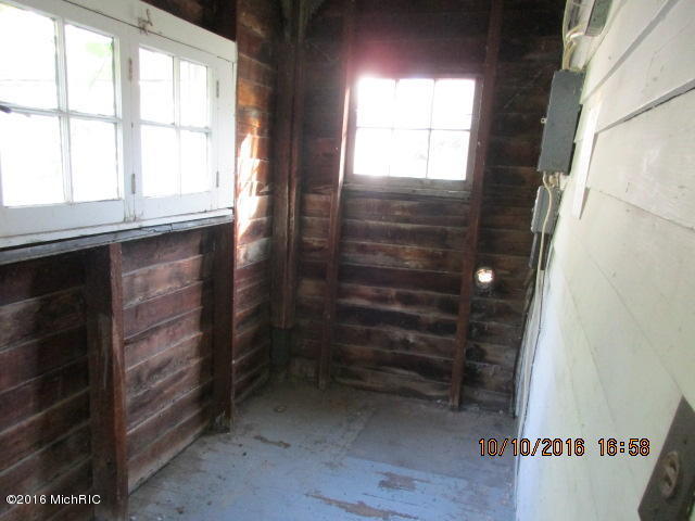 411 Maple St, Three Rivers, MI 49093 photo 10
