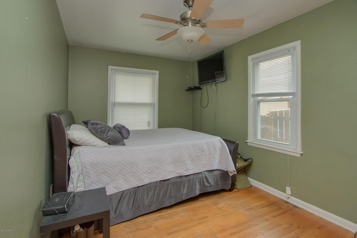 1404 Turwill Ln, Kalamazoo, MI 49006 photo 11