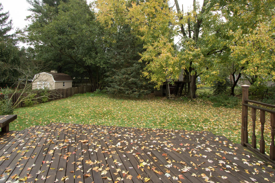 1404 Turwill Ln, Kalamazoo, MI 49006 photo 7