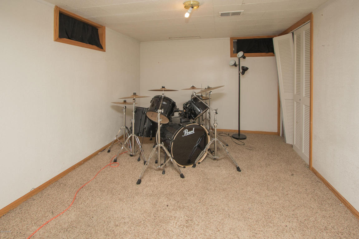1404 Turwill Ln, Kalamazoo, MI 49006 photo 13