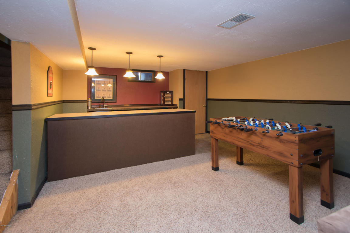1404 Turwill Ln, Kalamazoo, MI 49006 photo 16
