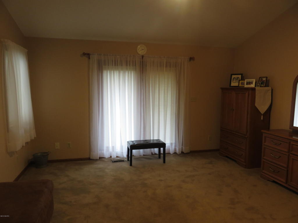 9057 Date, Baroda, MI 49101 photo 18