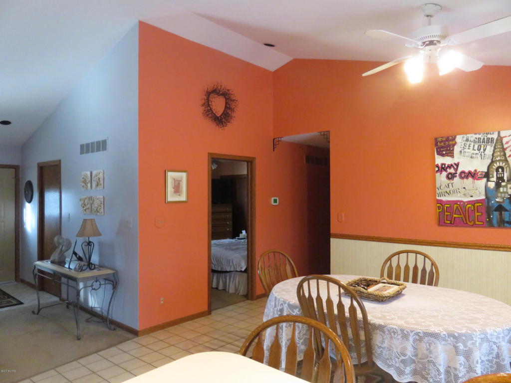 9057 Date, Baroda, MI 49101 photo 9