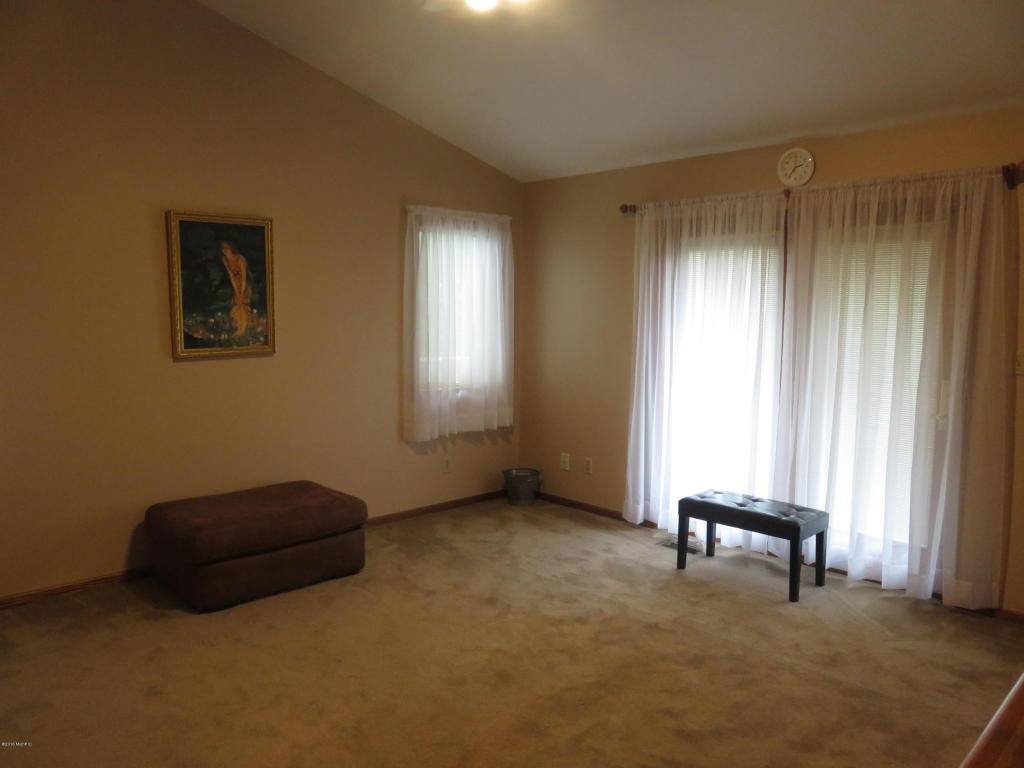 9057 Date, Baroda, MI 49101 photo 14