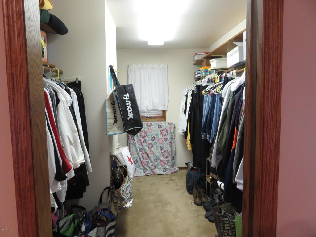 9057 Date, Baroda, MI 49101 photo 13