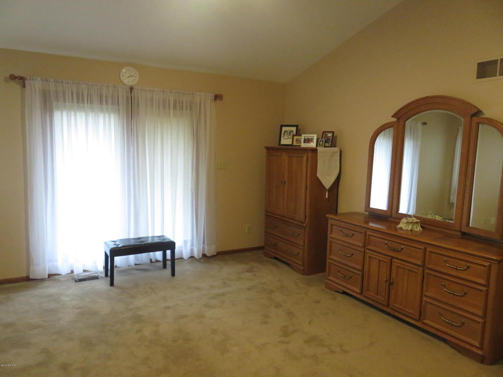 9057 Date, Baroda, MI 49101 photo 16