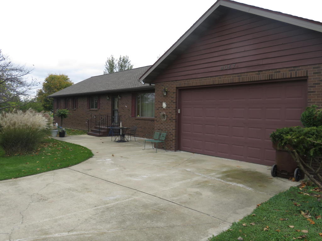 9057 Date, Baroda, MI 49101 photo 33