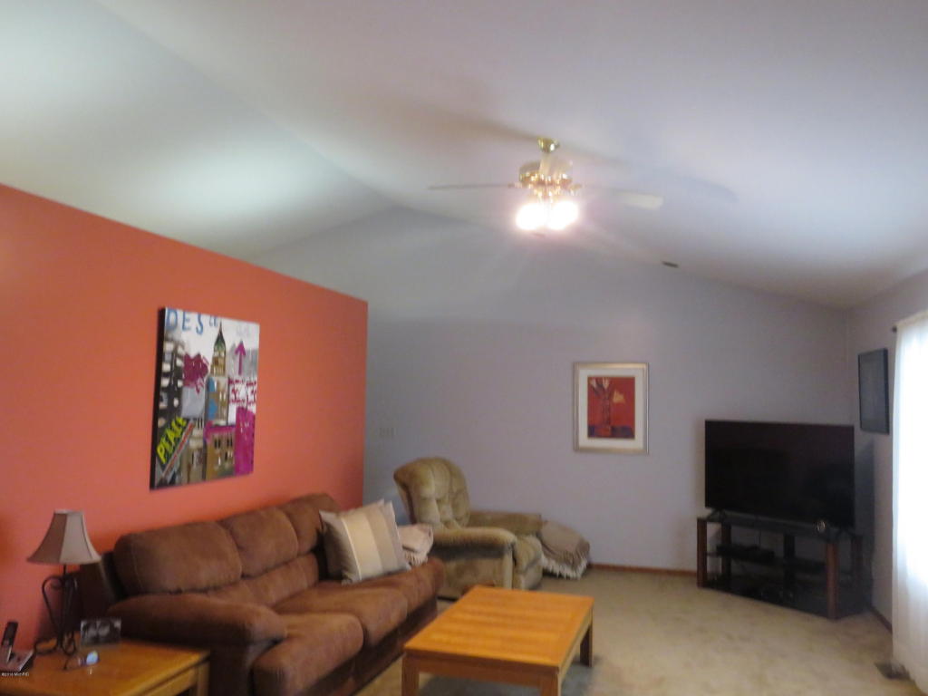 9057 Date, Baroda, MI 49101 photo 24