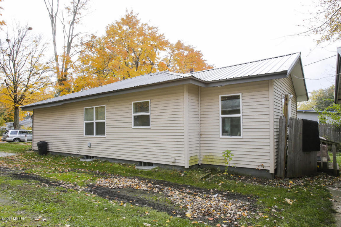 637 S Hooker, Three Rivers, MI 49093 photo 21