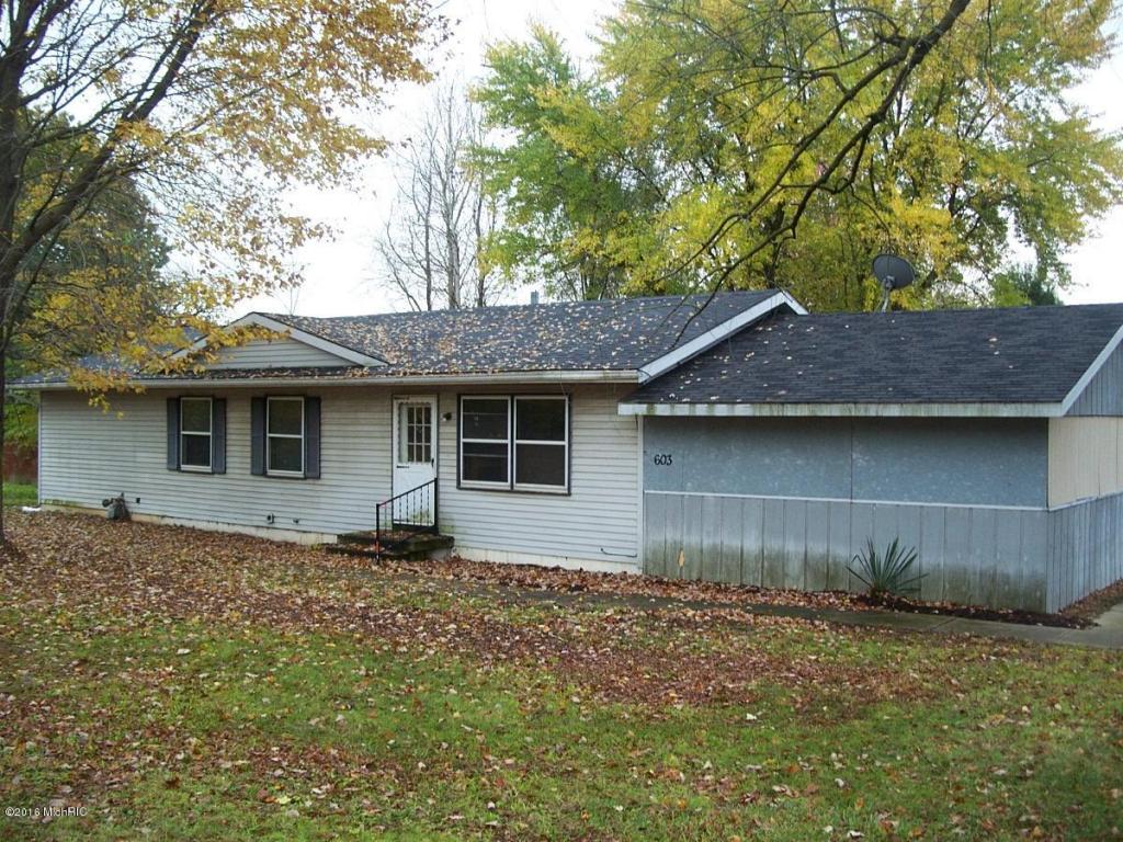 603 Merrick St, Belding, MI 48809 photo 1