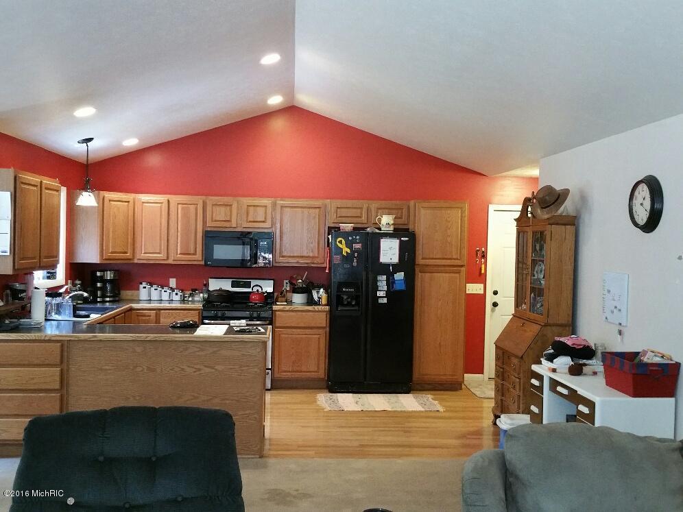 1067 Marsh Rd, Plainwell, MI 49080 photo 69