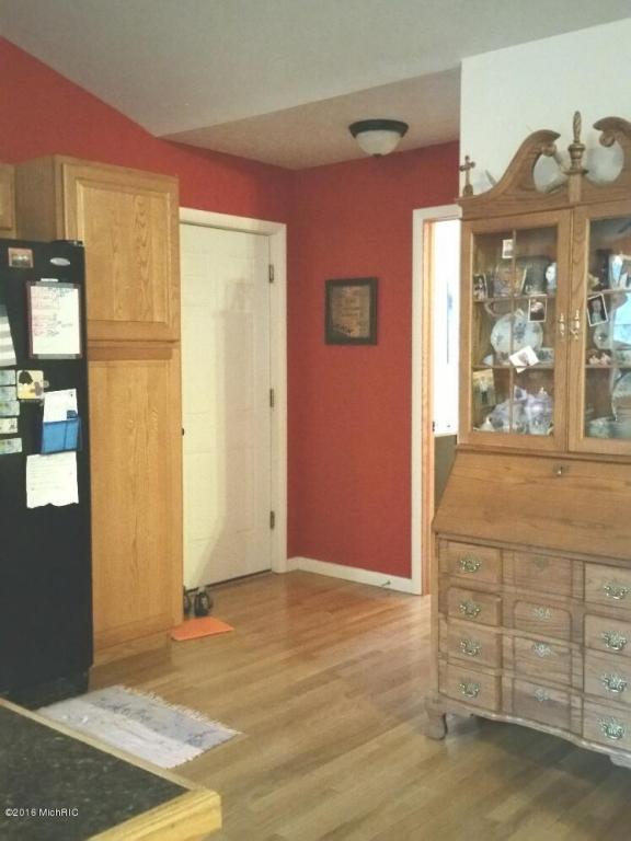 1067 Marsh Rd, Plainwell, MI 49080 photo 7