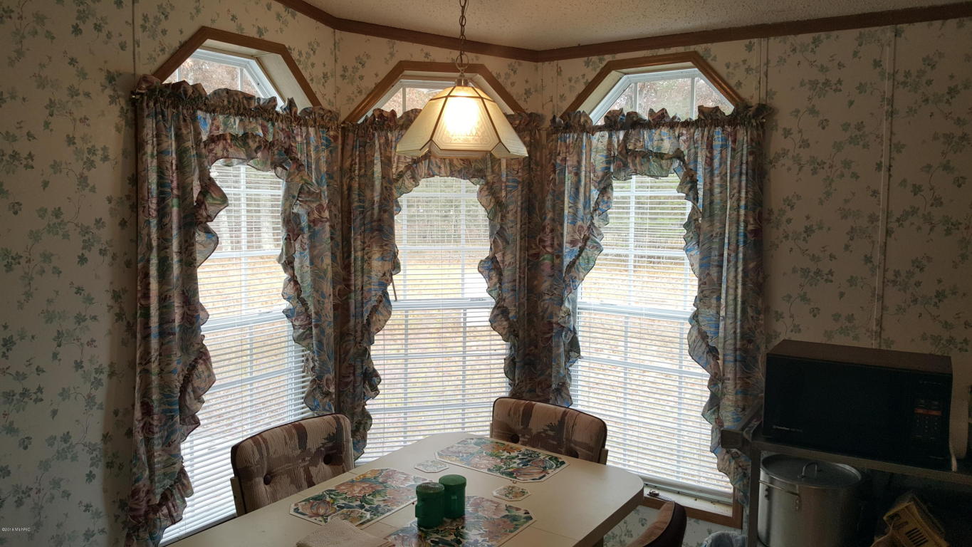 4641 S Forman Rd, Baldwin, MI 49304 photo 9