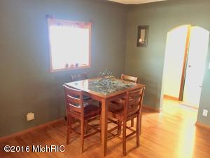 264 Third Ave, Manistee, MI 49660 photo 8