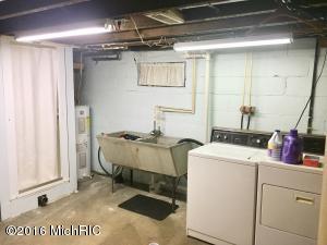 264 Third Ave, Manistee, MI 49660 photo 20