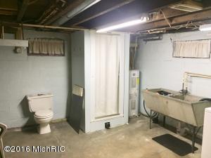 264 Third Ave, Manistee, MI 49660 photo 21