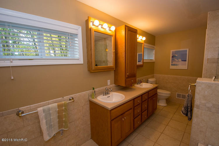61200 Lenawee Rd, Cassopolis, MI 49031 photo 18