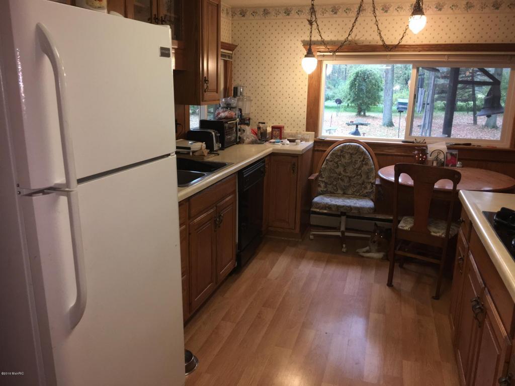 3228 W Fillmore Rd, Ithaca, MI 48847 photo 3