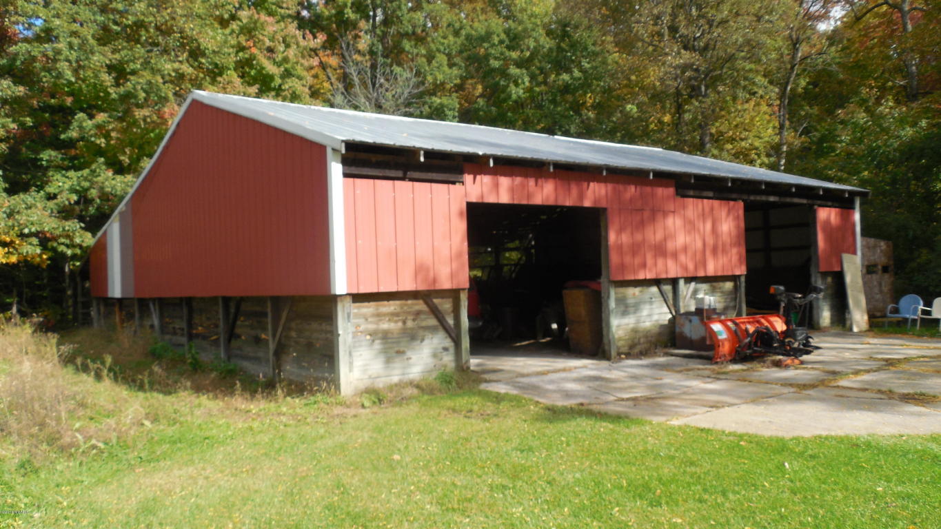 3228 W Fillmore Rd, Ithaca, MI 48847 photo 6