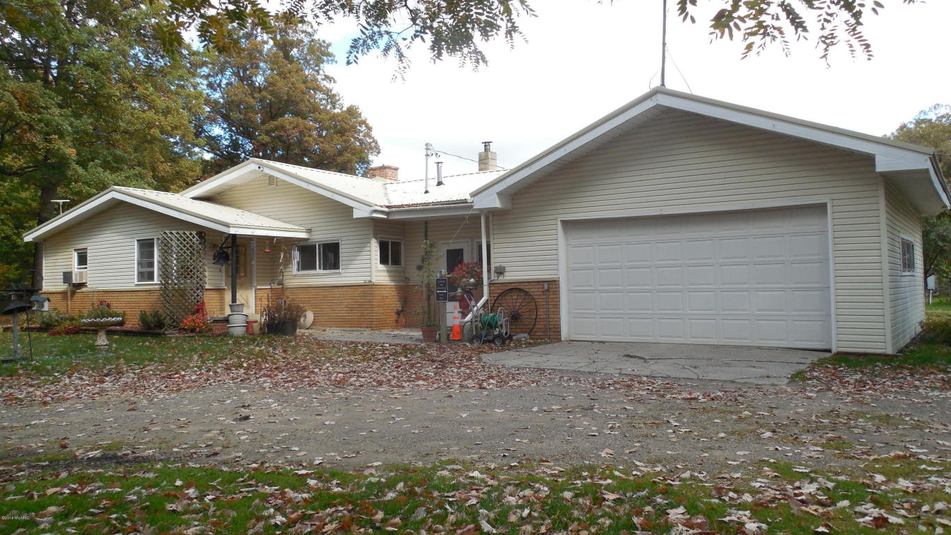 3228 W Fillmore Rd, Ithaca, MI 48847 photo 1