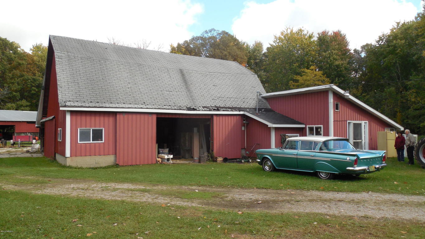 3228 W Fillmore Rd, Ithaca, MI 48847 photo 5