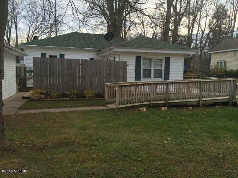 120 E Main St, Whitehall, MI 49461 photo 19