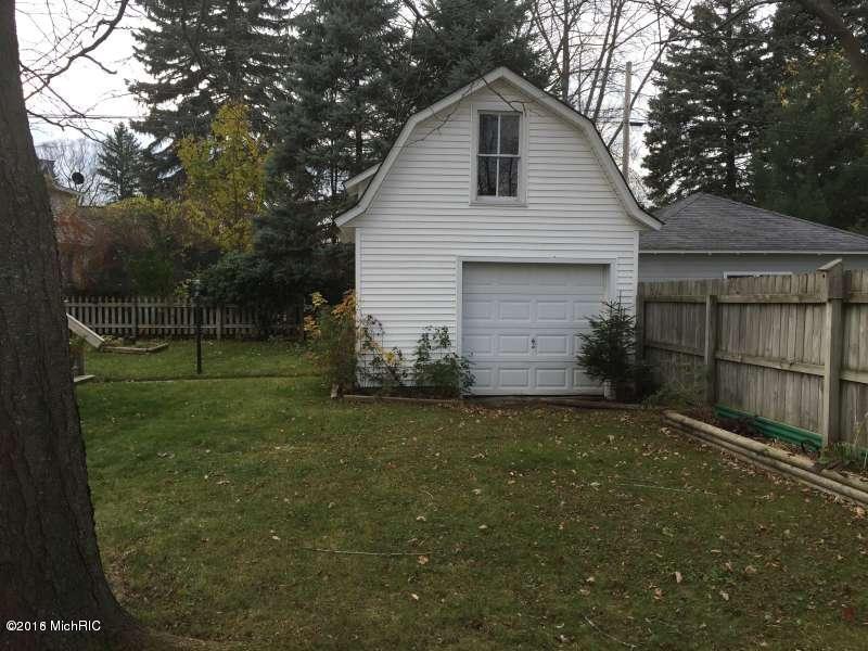 120 E Main St, Whitehall, MI 49461 photo 14